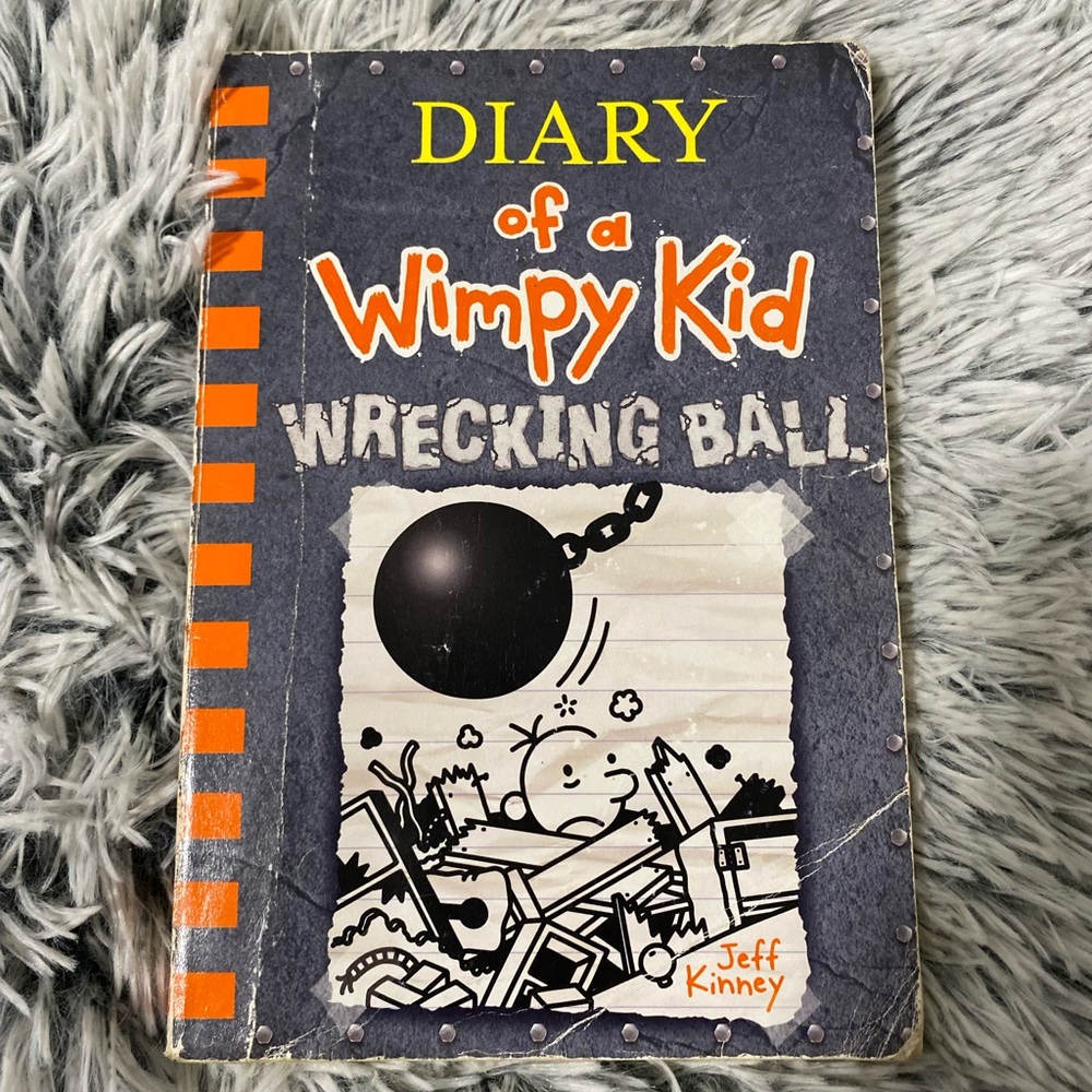 Diary of a Wimpy Kid: Wrecking Ball Book